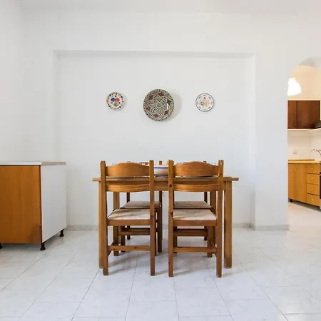 Salla Chiotis * Karpathos