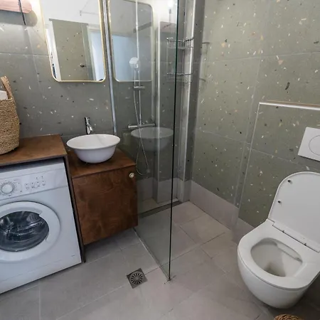 Salla Chiotis * Karpathos